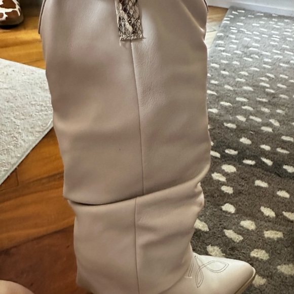 Steve Madden white Lassy cowboy boots 7 - Picture 5 of 11
